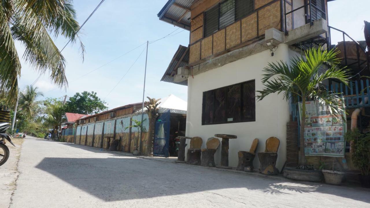 Mwr Pension House By Cocotel (Adults Only) Oslob Exterior foto